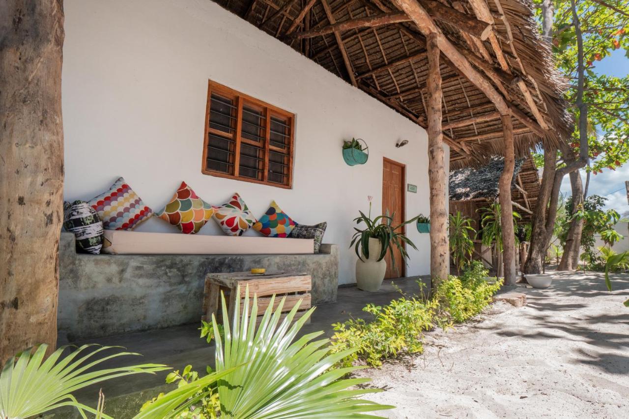 Bahari Beach Bungalows Jambiani  Ngoại thất bức ảnh