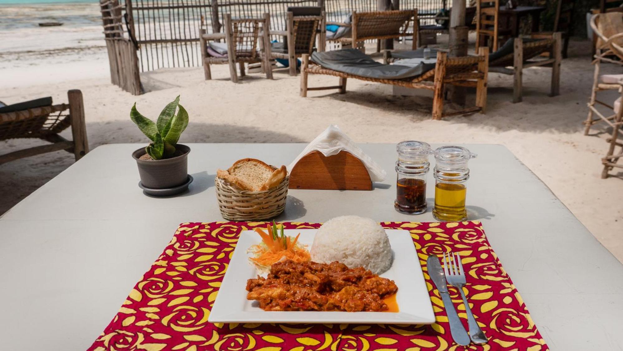 Bahari Beach Bungalows Jambiani  Ngoại thất bức ảnh
