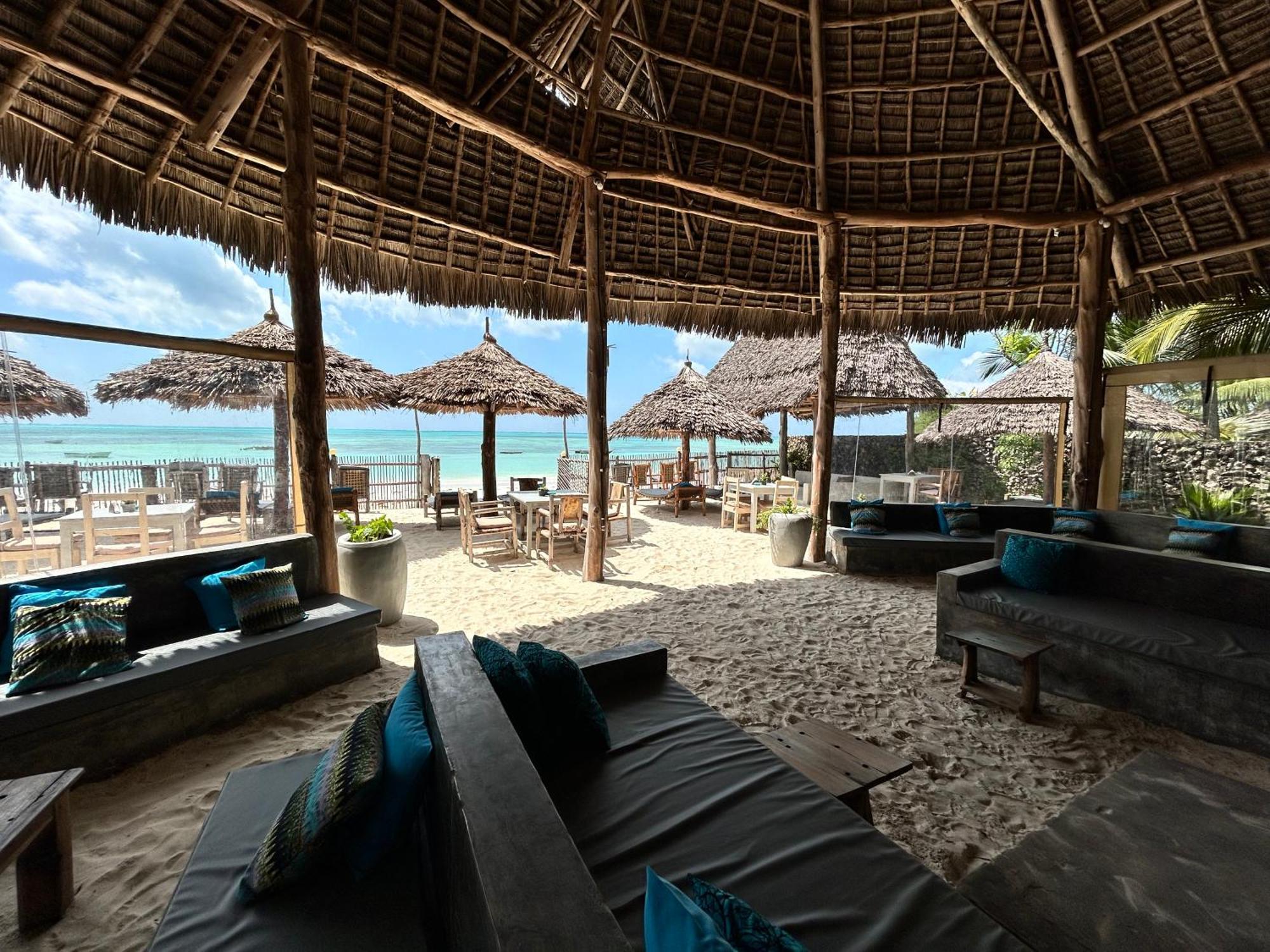 Bahari Beach Bungalows Jambiani  Ngoại thất bức ảnh